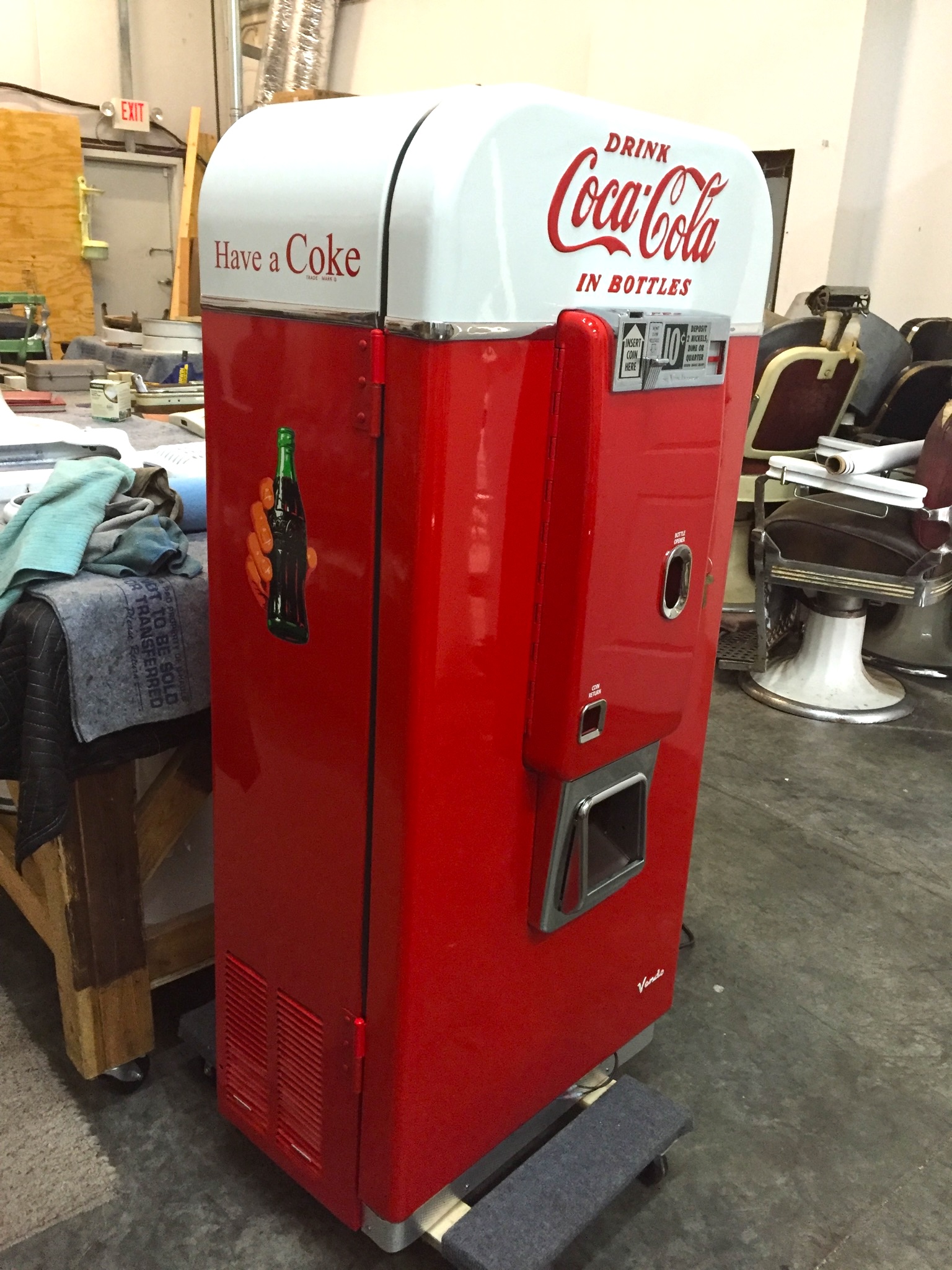 Vendo Coke Machine